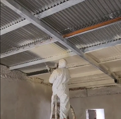 Aplicación de poliuretano